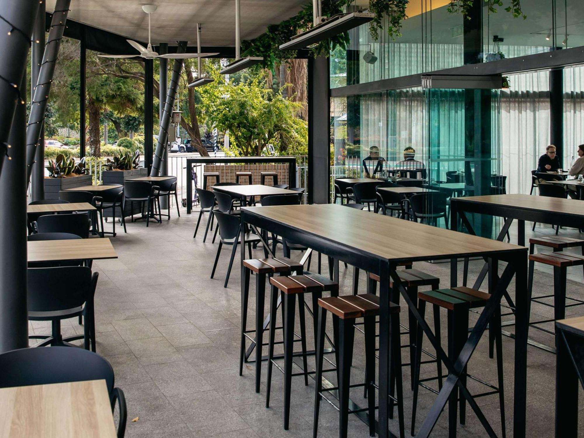 Mercure Spring Hill Hotel