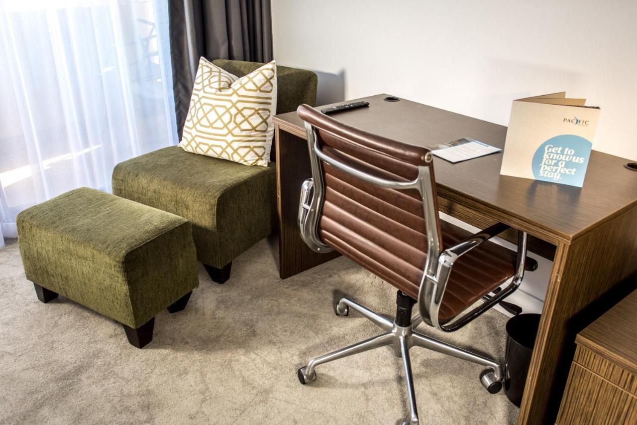 Mercure Spring Hill Hotel 4*